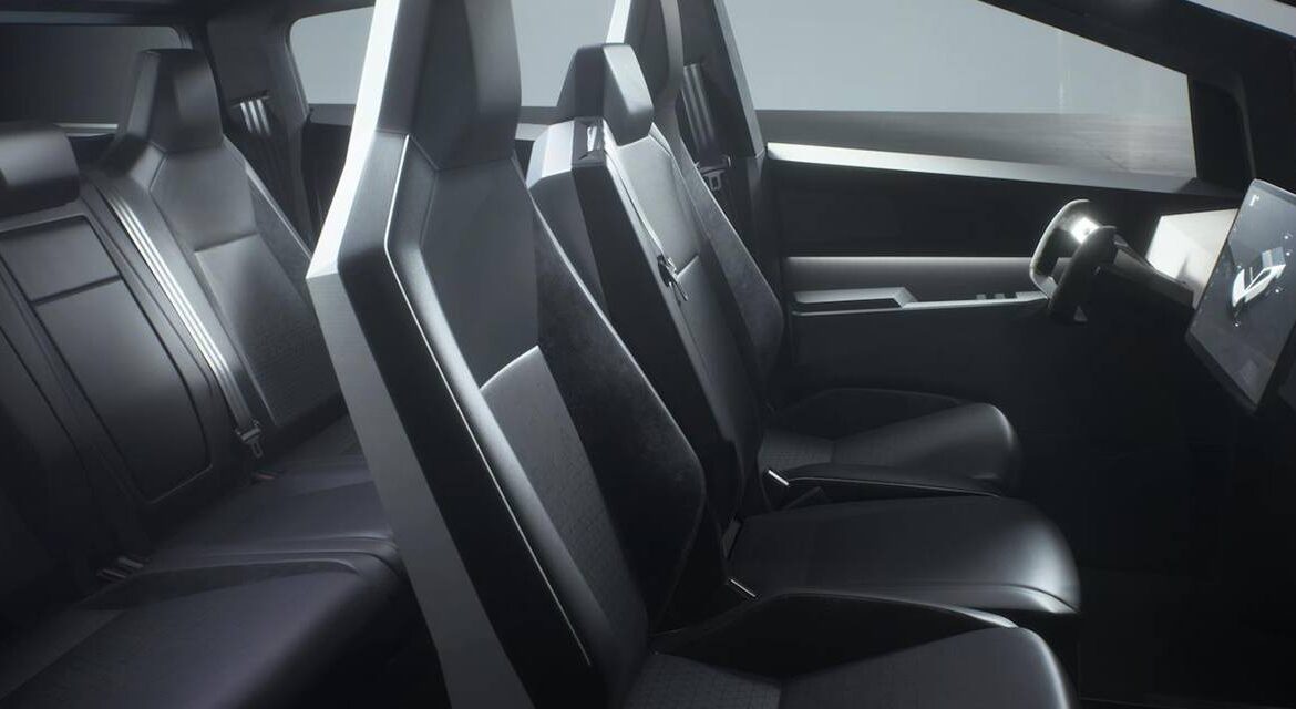 Top 10 Most Popular Cars in  this Month